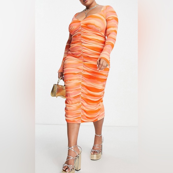 Super Cute Stylish Dress - Picture 3 of 4